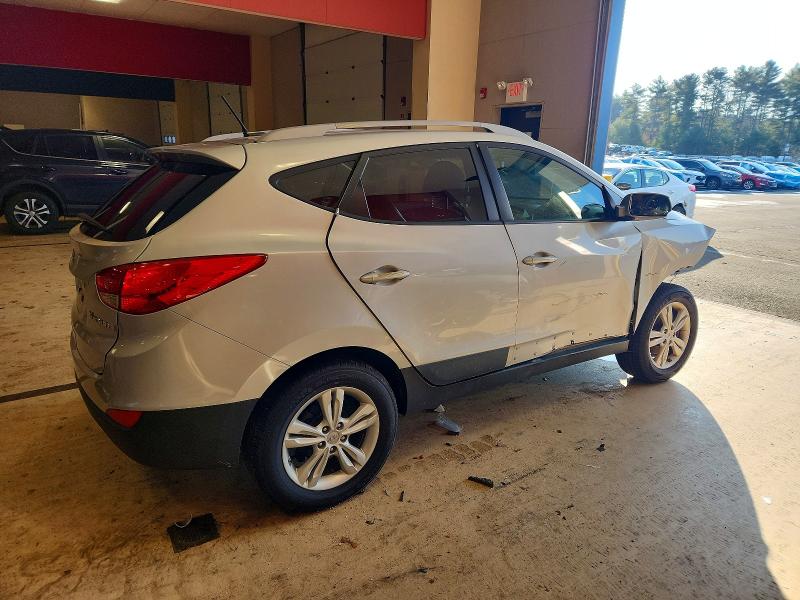 Photo 3 from auction – 2013 HYUNDAI TUCSON GLS with VIN KM8JU3AC1DU769698