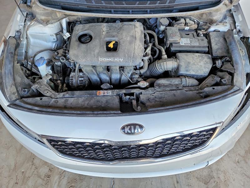 Photo 11 from auction – 2017 KIA FORTE LX with VIN 3KPFK4A7XHE057154
