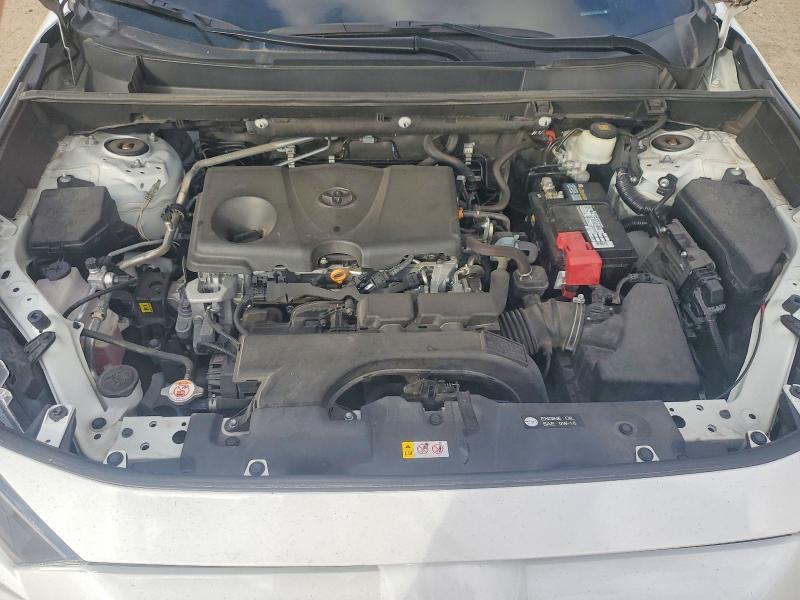 Photo 12 from auction – 2021 TOYOTA RAV4 with VIN 2T3H1RFV2MC095901