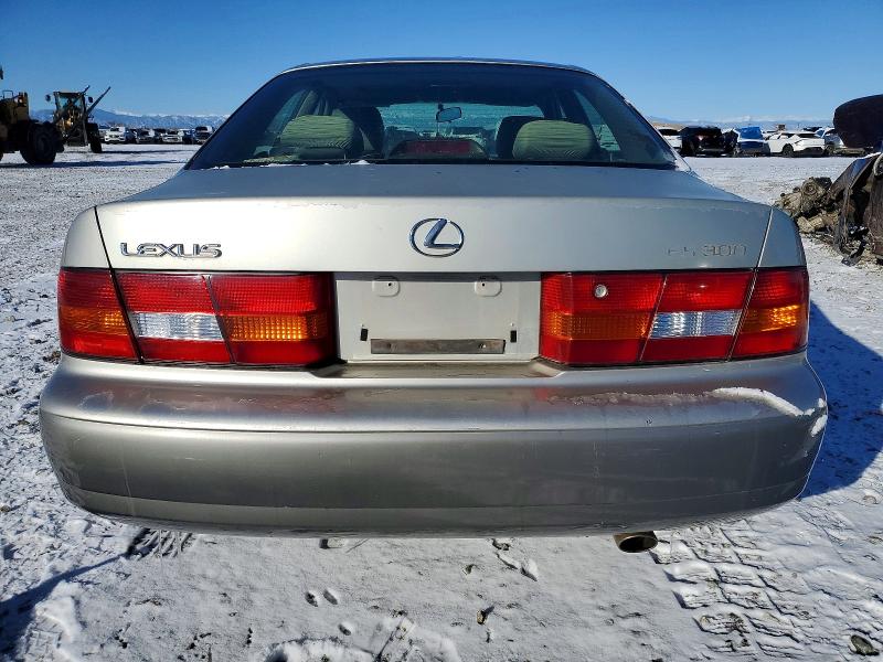 Photo 6 from auction – 1997 LEXUS ES with VIN JT8BF22G2V5004363