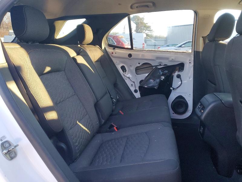 Photo 11 from auction – 2019 CHEVROLET EQUINOX LT with VIN 2GNAXTEV8K6217190