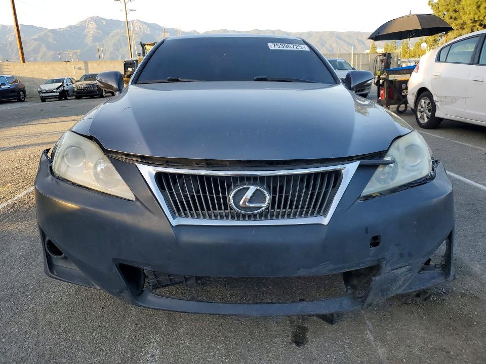 Photo 5 from auction – 2012 LEXUS IS 250 with VIN JTHBF5C26C5180365