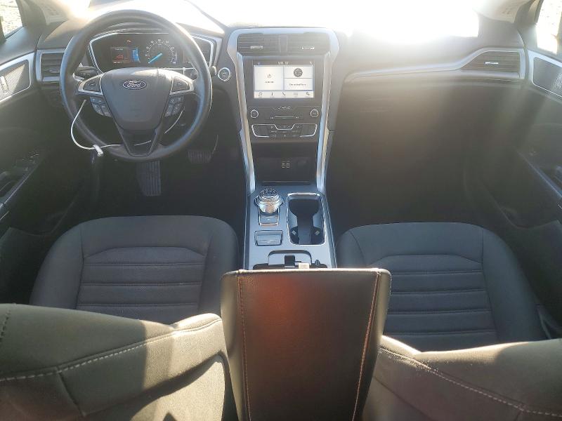 Photo 8 from auction – 2019 FORD FUSION SE with VIN 3FA6P0H78KR272358