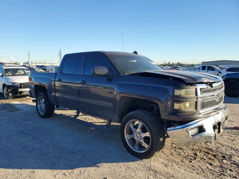 Photo 4 from auction – 2015 CHEVROLET SILVERADO with VIN 3GCUKREC2FG304082