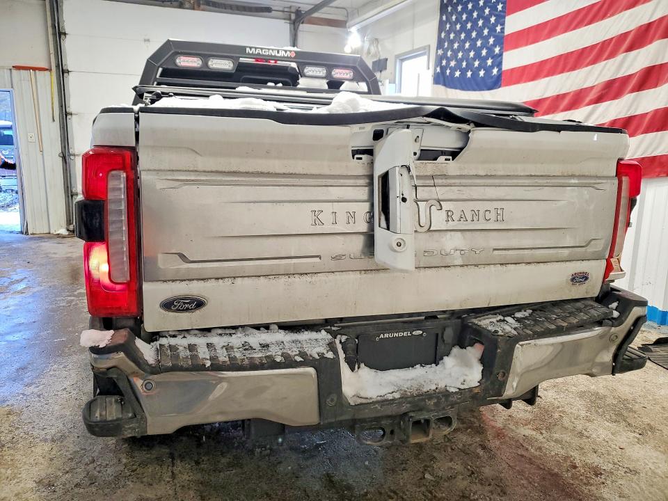 Photo 6 from auction – 2024 FORD F350 with VIN 1FT8W3BTXRED81303