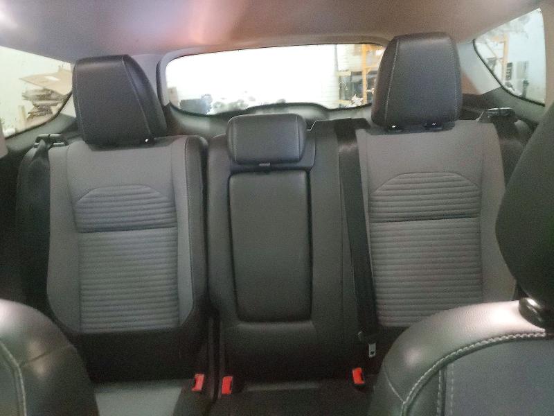 Foto 10 de la subasta – 2017 FORD ESCAPE con VIN 1FMCU9J96HUE77485