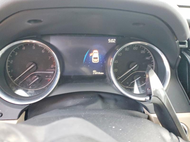 Photo 9 from auction – 2020 TOYOTA CAMRY with VIN 4T1F11AKXLU905352