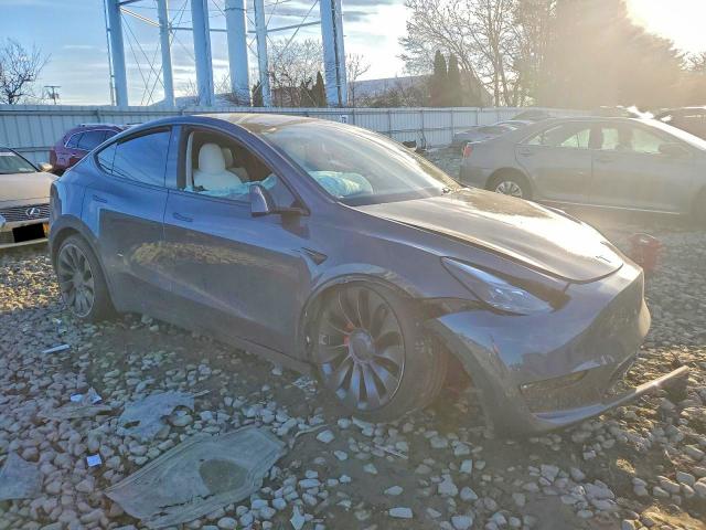 Photo 4 from auction – 2022 TESLA MODEL Y with VIN 7SAYGDEF4NF494748