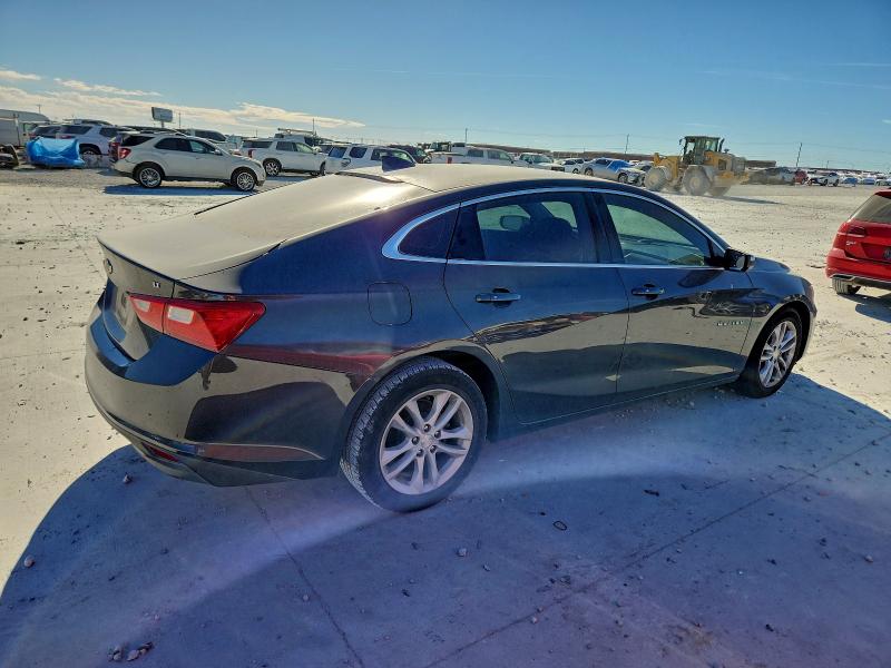 Photo 3 from auction – 2016 CHEVROLET MALIBU LT with VIN 1G1ZE5ST3GF247610