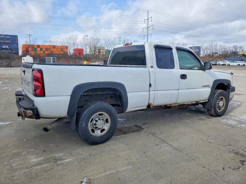 Photo 3 from auction – 2004 CHEVROLET SILVERADO with VIN 1GCHC29U84E346690