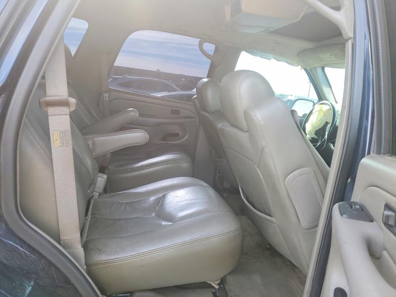 Photo 11 from auction – 2005 GMC YUKON with VIN 1GKEC13TX5J158540