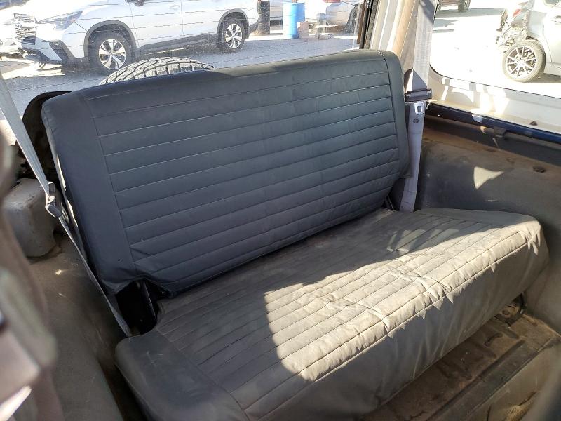 Photo 10 from auction – 2000 JEEP WRANGLER / with VIN 1J4FA49S4YP795991