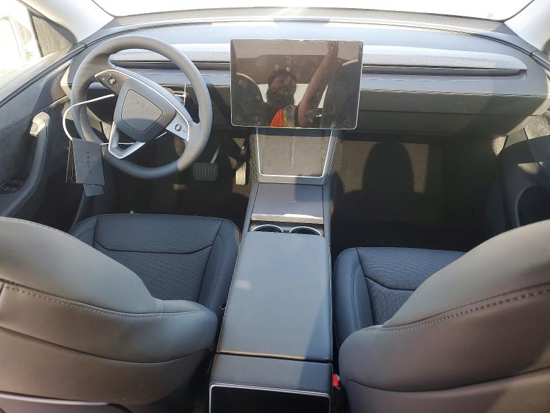 Photo 8 from auction – 2026 TESLA MODEL Y with VIN 7SAYGDED9TF522328
