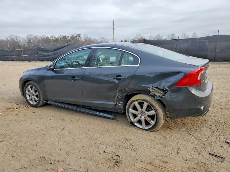 Photo 2 from auction – 2016 VOLVO S60 with VIN YV126MFKXG2411695