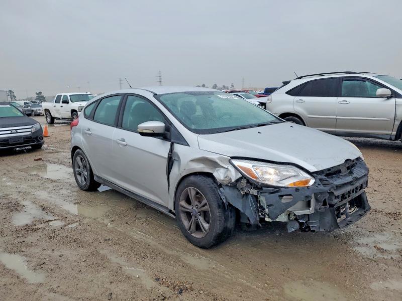 Photo 4 from auction – 2014 FORD FOCUS SE with VIN 1FADP3K22EL400666