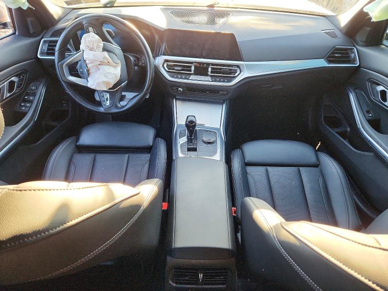 Photo 8 from auction – 2022 BMW 330XI with VIN 3MW5R7J01N8C70349