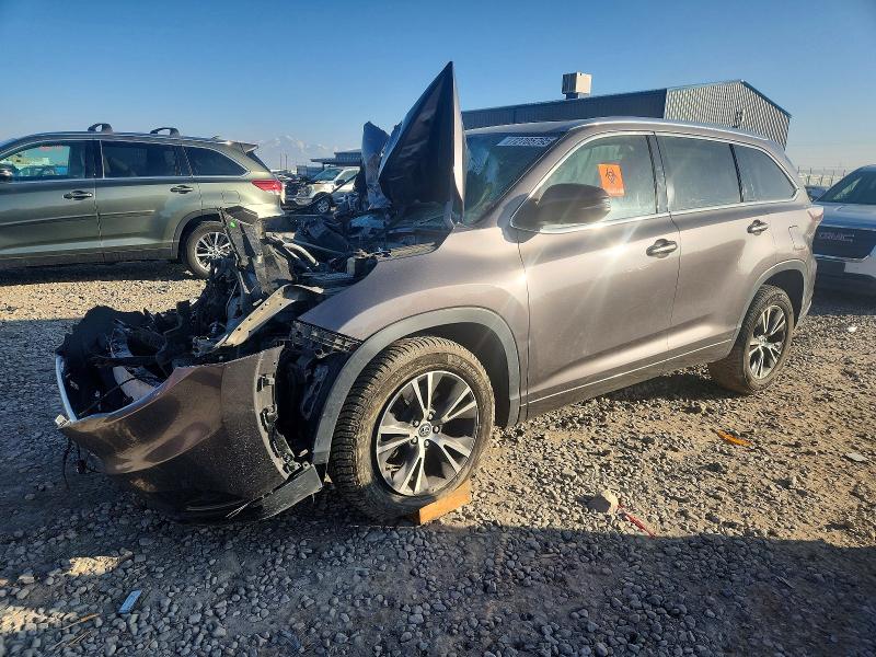 TOYOTA HIGHLANDER 2016 with VIN 5TDKKRFH9GS129219 - Photo from auction