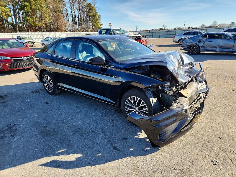 Photo 4 from auction – 2019 VOLKSWAGEN JETTA SEL with VIN 3VWE57BU8KM089264