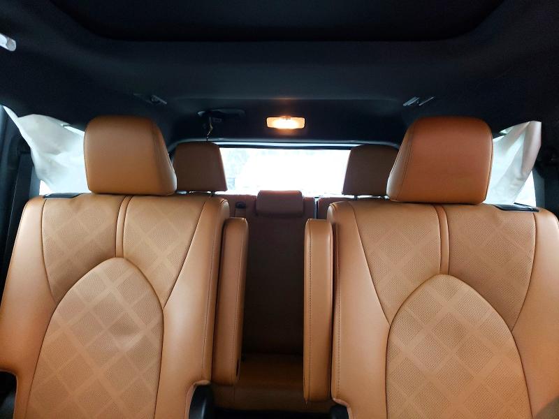 Photo 10 from auction – 2022 TOYOTA HIGHLANDER with VIN 5TDFZRBHXNS220788