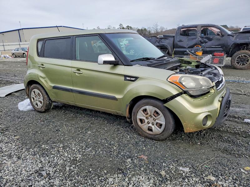 Photo 4 from auction – 2012 KIA SOUL with VIN KNDJT2A52C7419822