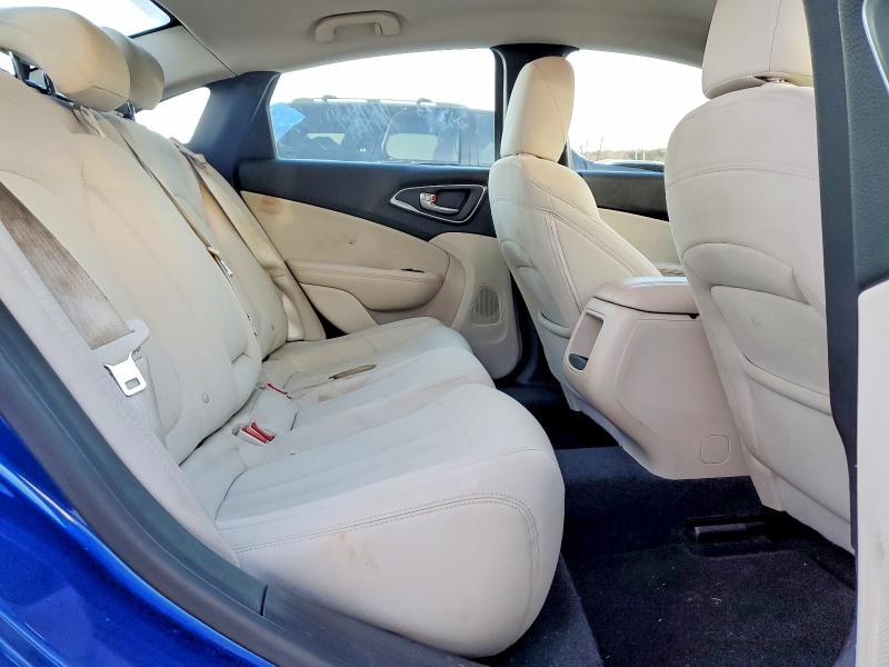 Photo 10 from auction – 2015 CHRYSLER 200 LIMITE with VIN 1C3CCCAB3FN507755