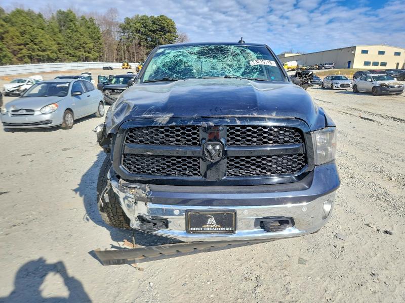 Photo 5 from auction – 2016 RAM 1500 with VIN 3C6RR7LT6GG206562