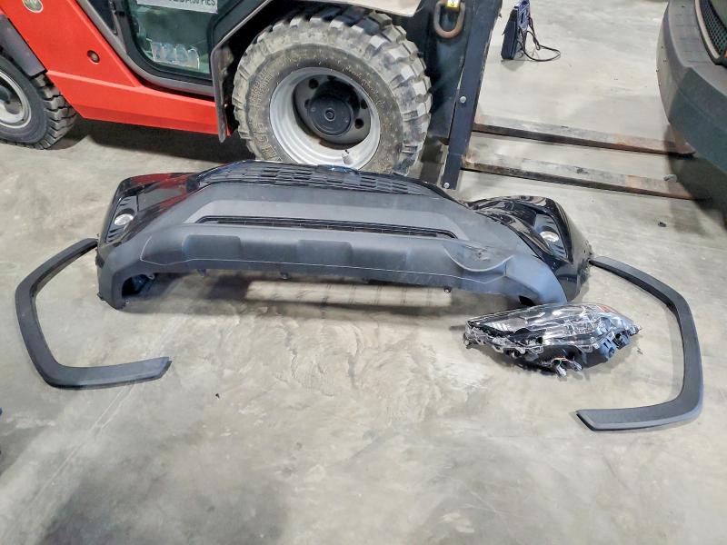Photo 13 from auction – 2020 TOYOTA RAV4 with VIN 4T3R6RFV0LU001033