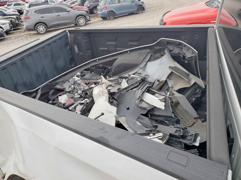 Photo 12 from auction – 2022 CHEVROLET SILVERADO with VIN 2GCUDEED2N1513972