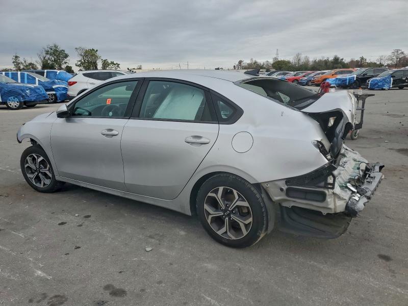 Photo 2 from auction – 2019 KIA FORTE with VIN 3KPF24AD2KE026770