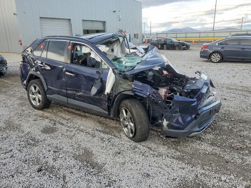 Photo 4 from auction – 2020 TOYOTA RAV4 LIMIT with VIN JTMDWRFV2LD542754