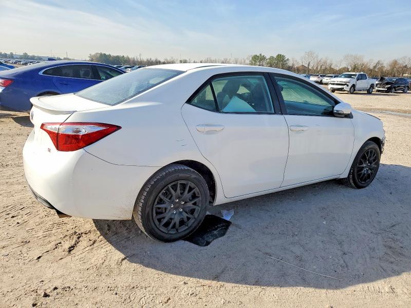 Photo 3 from auction – 2015 TOYOTA COROLLA with VIN 5YFBURHE7FP264655