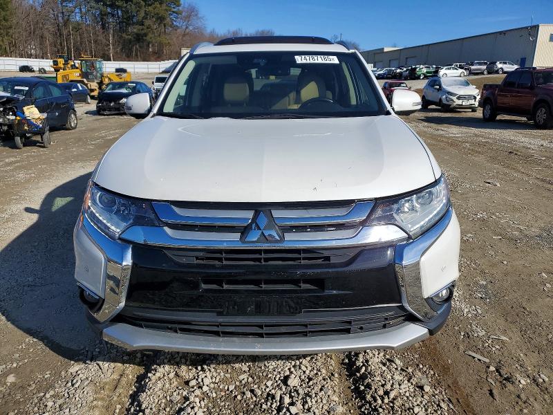 Photo 5 from auction – 2018 MITSUBISHI OUTLANDER with VIN JA4AD3A33JZ000746