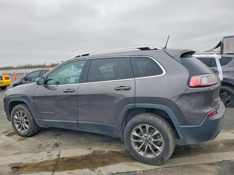 Photo 2 from auction – 2019 JEEP CHEROKEE L with VIN 1C4PJMLXXKD101697
