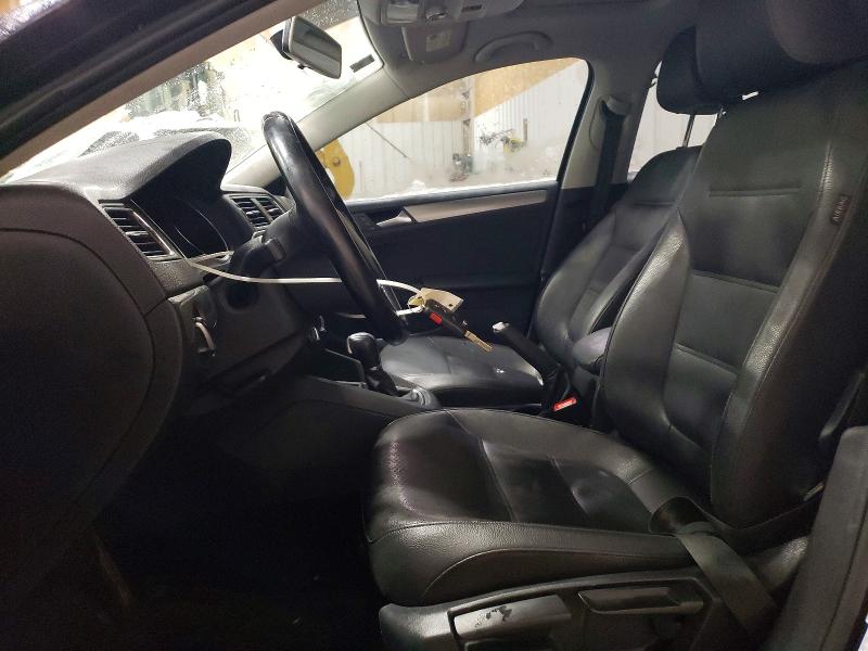 Photo 7 from auction – 2017 VOLKSWAGEN JETTA with VIN 3VWDB7AJ0HM293528