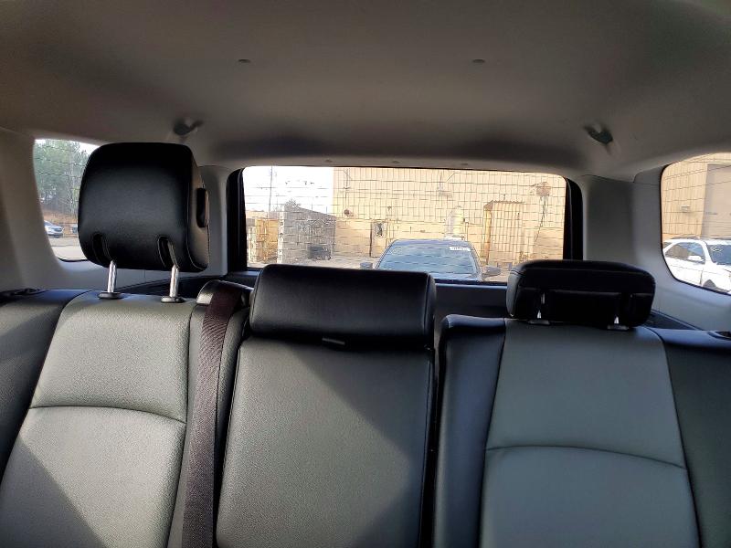Photo 10 from auction – 2018 TOYOTA 4RUNNER SR with VIN JTEBU5JR5J5597167