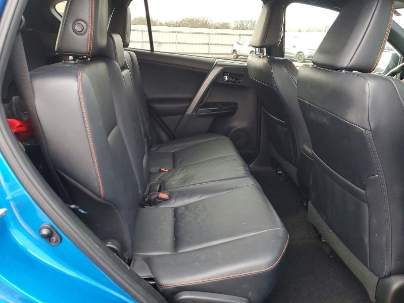 Photo 10 from auction – 2016 TOYOTA RAV4 SE with VIN 2T3NFREV8GW258415