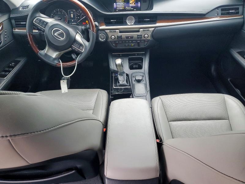 Photo 8 from auction – 2017 LEXUS ES with VIN 58ABK1GG0HU038381