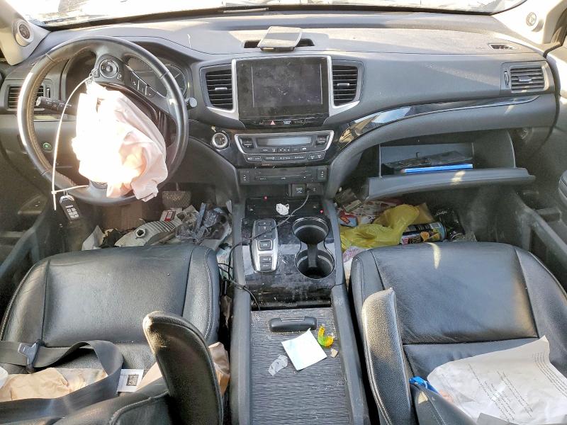 Photo 8 from auction – 2016 HONDA PILOT TOUR with VIN 5FNYF5H94GB050784