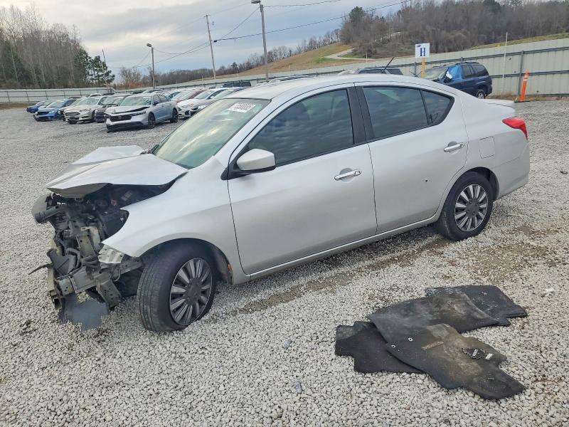 NISSAN VERSA 2016 con VIN 3N1CN7AP4GL878369 - Foto de la subasta