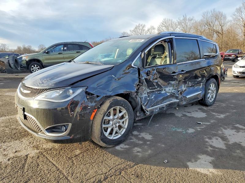 CHRYSLER PACIFICA T 2020 with VIN 2C4RC1BG1LR115571 - Photo from auction