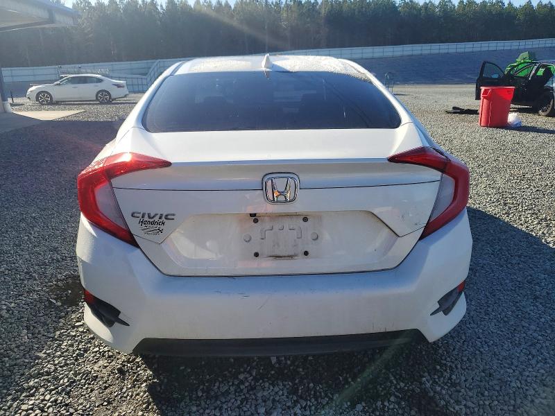 Photo 6 from auction – 2018 HONDA CIVIC with VIN 19XFC2F77JE038643