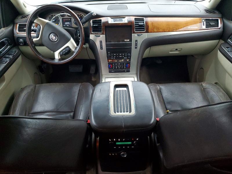 Photo 8 from auction – 2012 CADILLAC ESCALADE with VIN 1GYS3KEF5CR126311