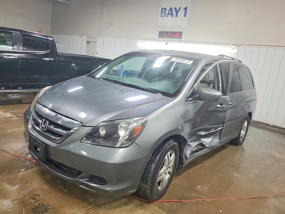 HONDA ODYSSEY 2007 with VIN 5FNRL38617B458912 - Photo from auction