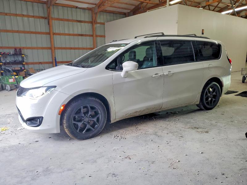 CHRYSLER PACIFICA 2019 with VIN 2C4RC1BG0KR540231 - Photo from auction