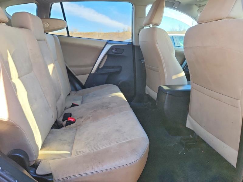 Photo 11 from auction – 2013 TOYOTA RAV4 XLE with VIN 2T3RFREV8DW050595