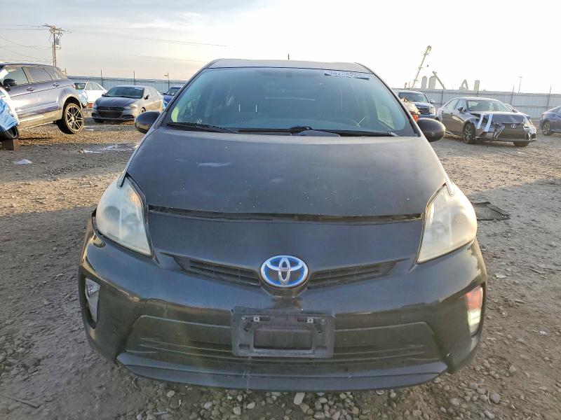 Photo 5 from auction – 2014 TOYOTA PRIUS with VIN JTDKN3DU0E1743008