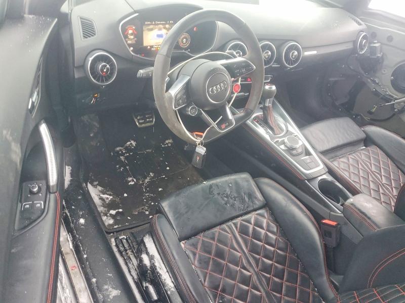 Photo 8 from auction – 2018 AUDI TT RS with VIN WUACSAFV3J1901796