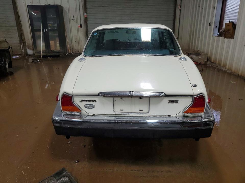 Photo 6 from auction – 1985 JAGUAR XJ6 with VIN SAJAV1343FC429376