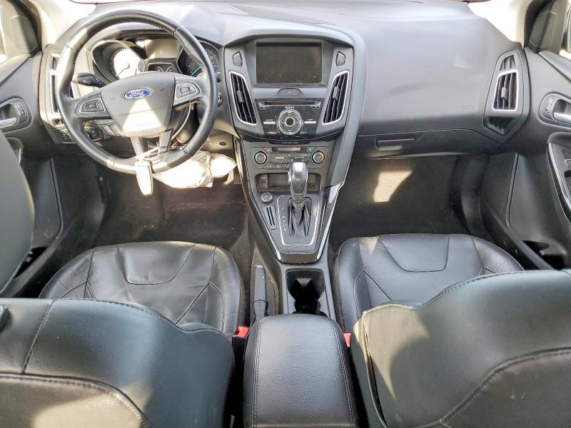 Photo 8 from auction – 2016 FORD FOCUS with VIN 1FADP3J27GL337519