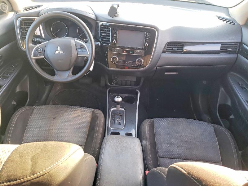 Photo 8 from auction – 2019 MITSUBISHI OUTLANDER with VIN JA4AD2A31KZ005455